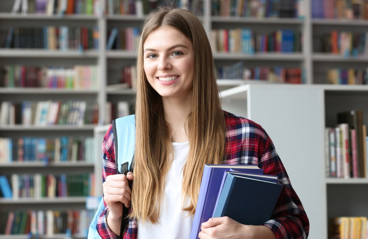 Projet Pedagogigue Etudiante Avec Livres